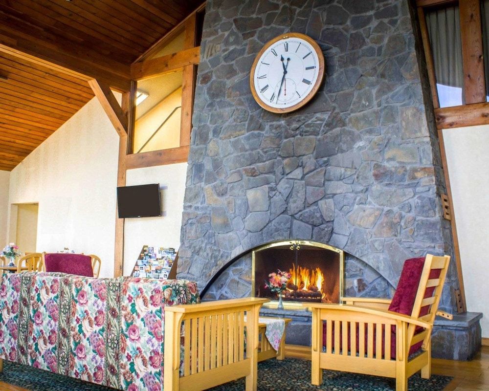 Econo Lodge Inn & Suites Colonie Center Mall 3