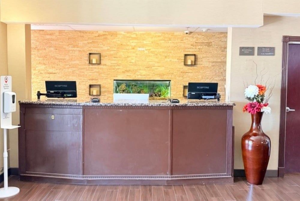 Hawthorn Extended Stay by Wyndham Amarillo 3