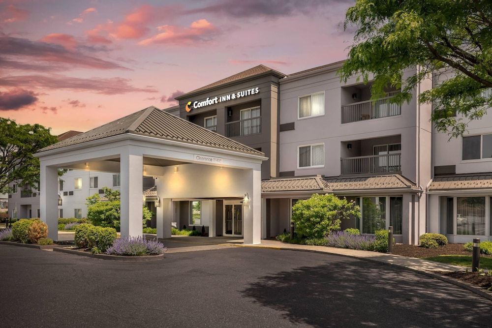 Comfort Inn & Suites Bethlehem Lehigh Valley Airport 3 estrellas en Bethlehem