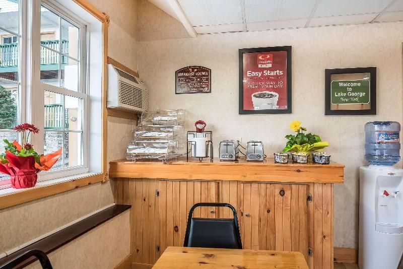 Rodeway Inn Lake George Outlet 3