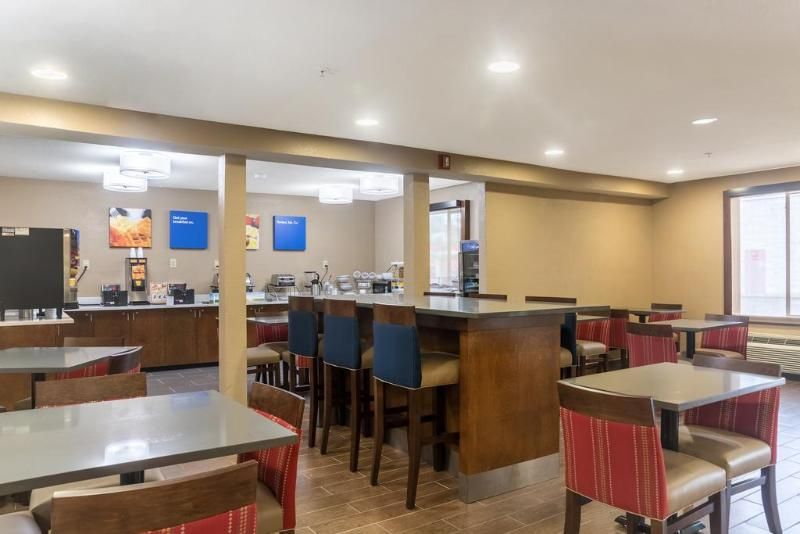 Comfort Inn near Barefoot Landing 2