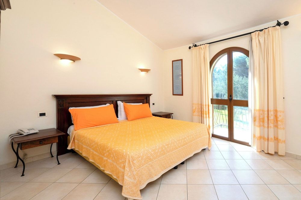 Hotel Medar with pool in Arborea 3