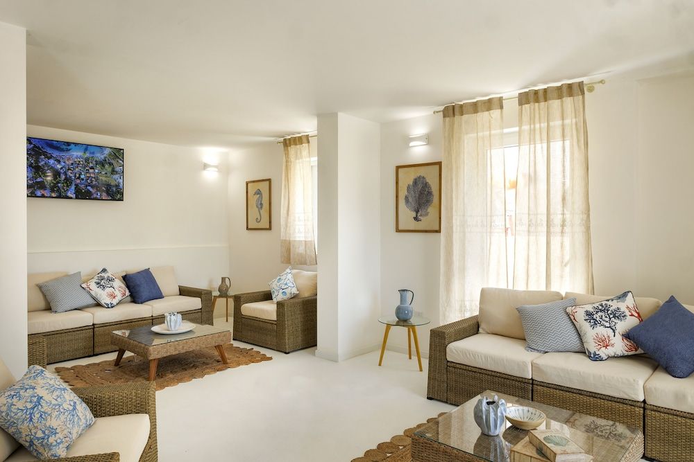 Mercury Beach Hotel 2