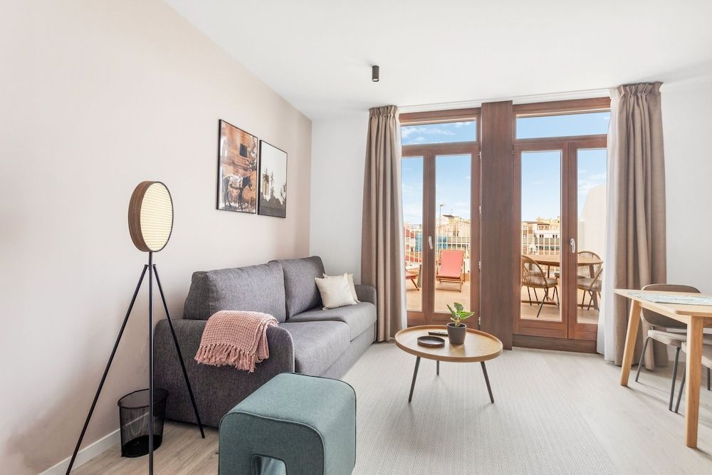 limehome Valencia Calle de Cadiz 1