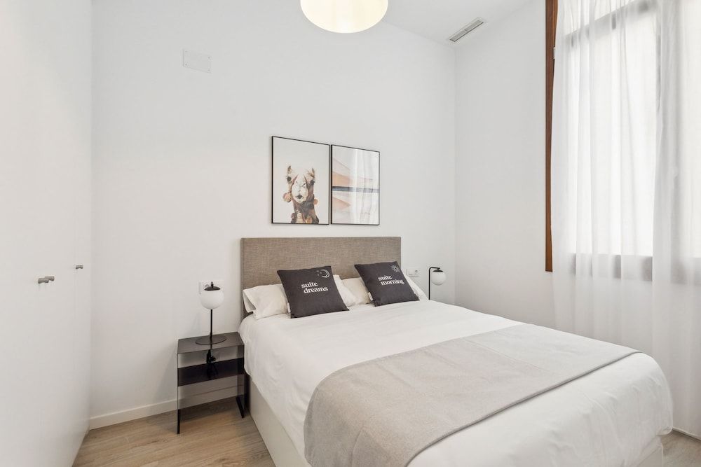 limehome Valencia Calle de Cadiz 3