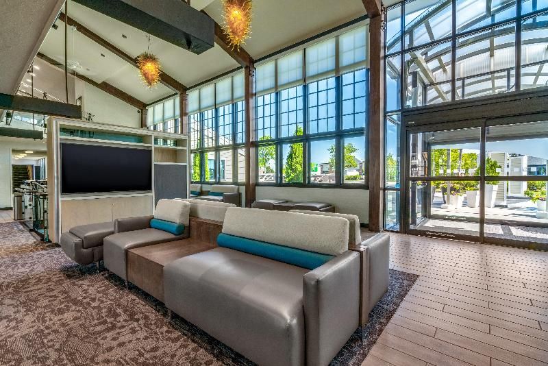 Holiday Inn Cape Cod-Hyannis 3