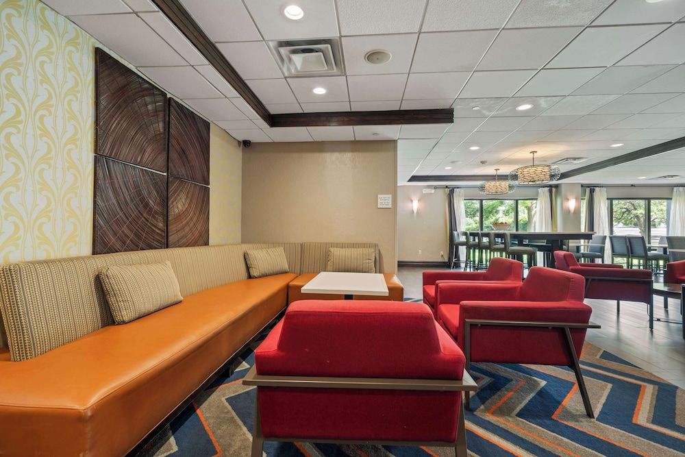 Hampton Inn Ridgefield Park 3