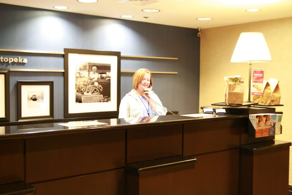 Hampton Inn Topeka 2