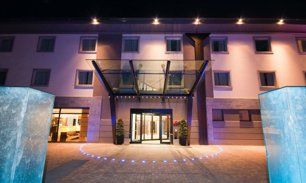 Winter Garden Hotel - Bergamo Airport 1