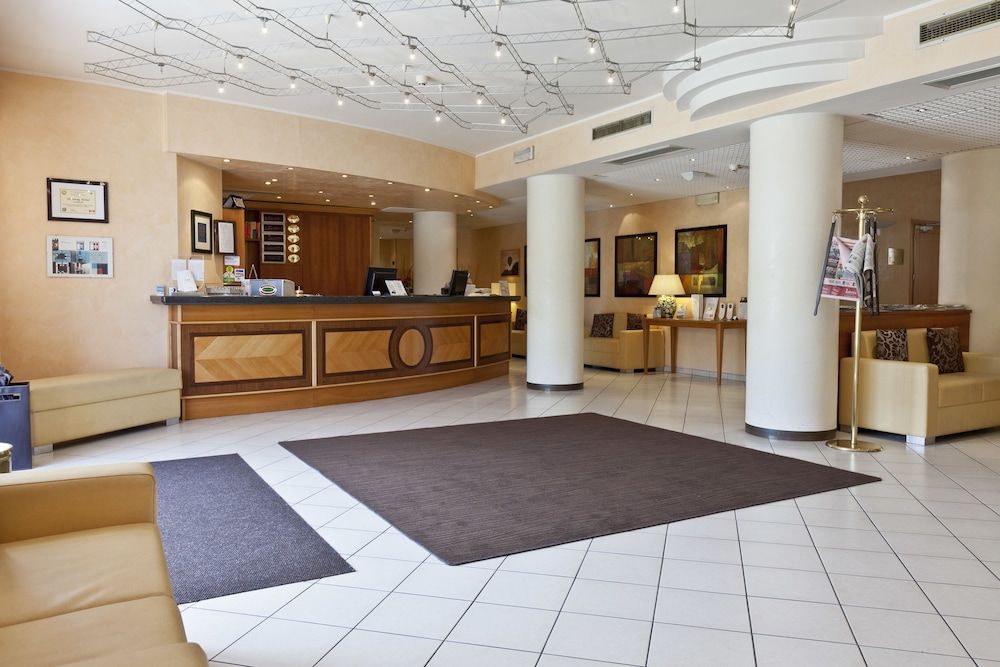 UNA HOTELS Occhiobello 1