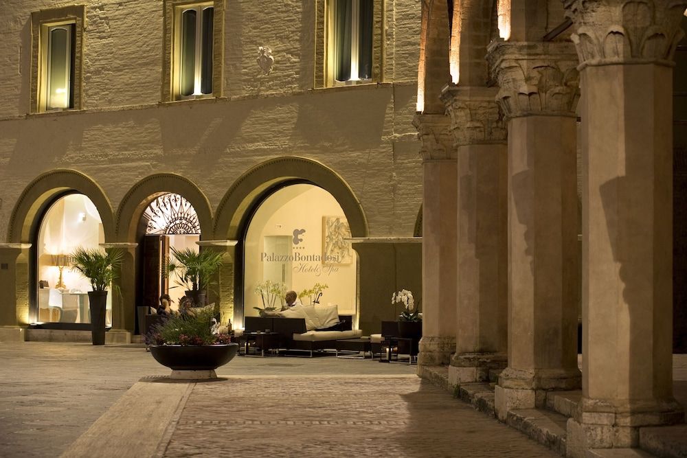 Palazzo Bontadosi Hotel & Spa 4 estrelas em Montefalco