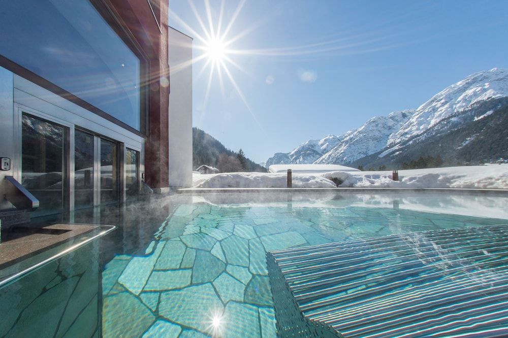 Romantik Hotel Santer 4 estrelas em Dobbiaco