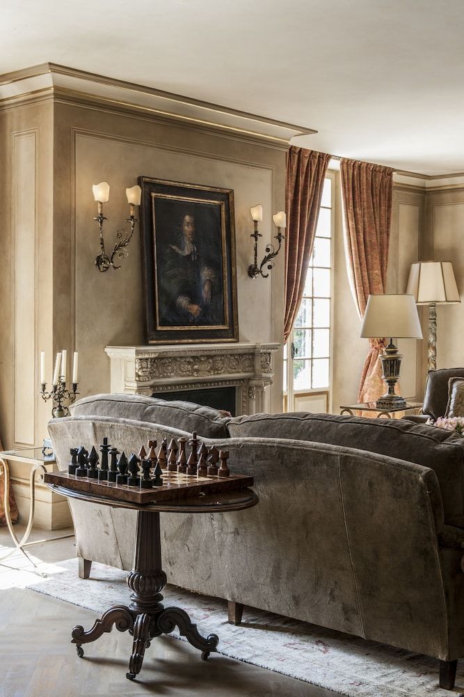 Borgo Santo Pietro 2