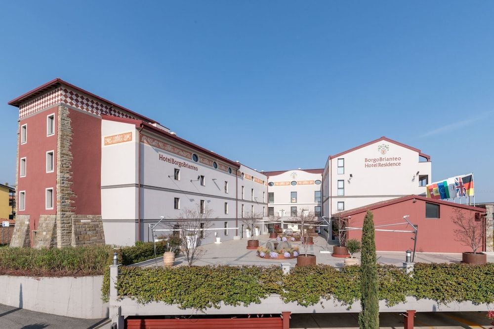 Hotel Borgo Brianteo 1