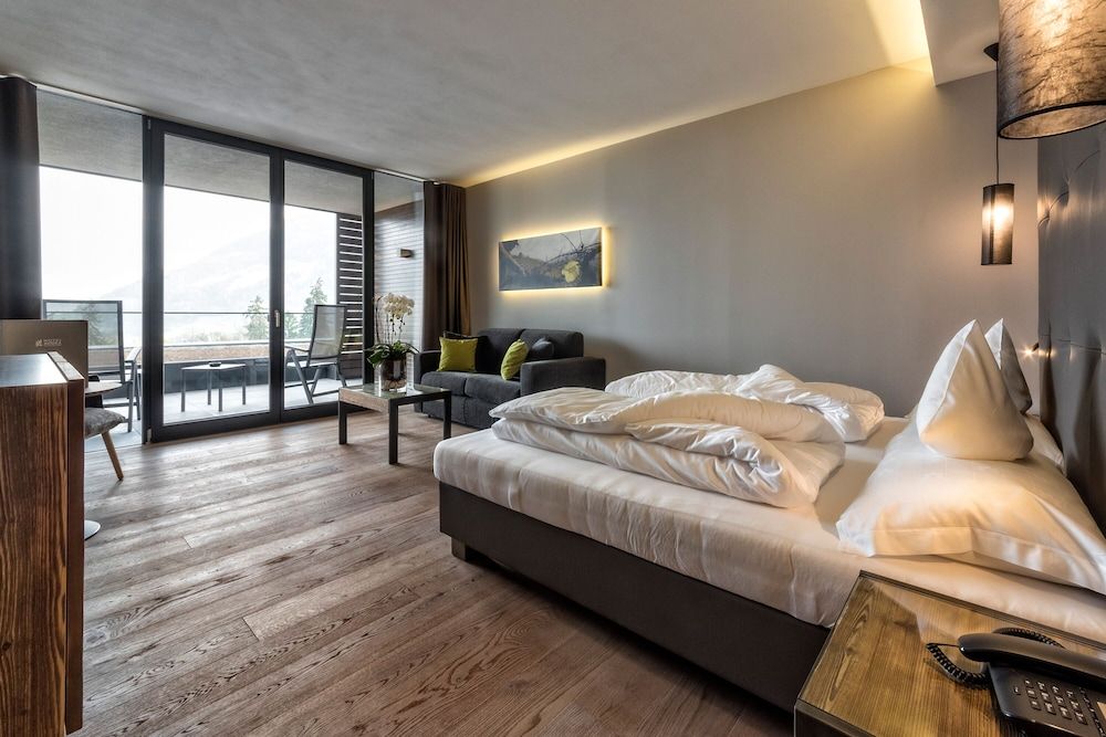 Avidea - Adults Only 3