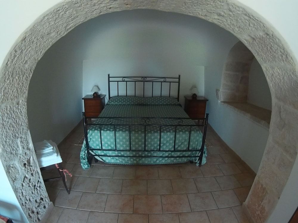 Tenuta Antico Leccio 2