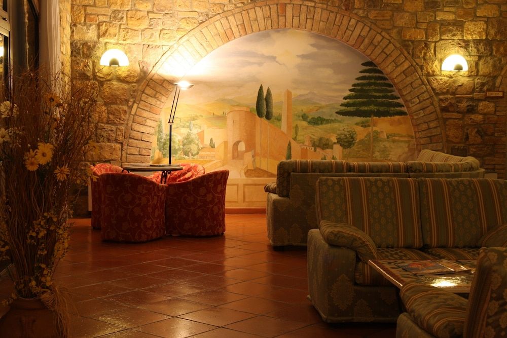 Casanova - Panoramic Rooms and Suites 3