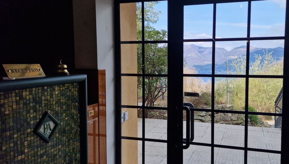 Hotel Montegrino Lakeview 1