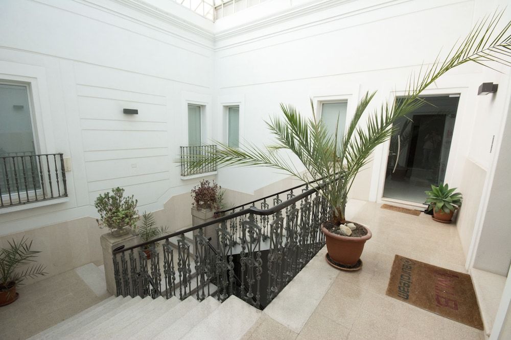 Suites and Apartment 3