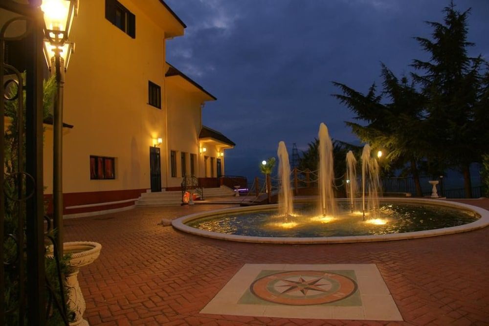 Kristall Palace Hotel 1