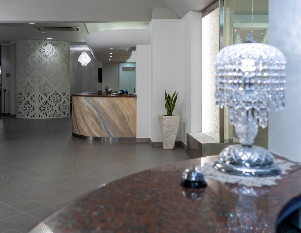 Kristall Palace Hotel 3