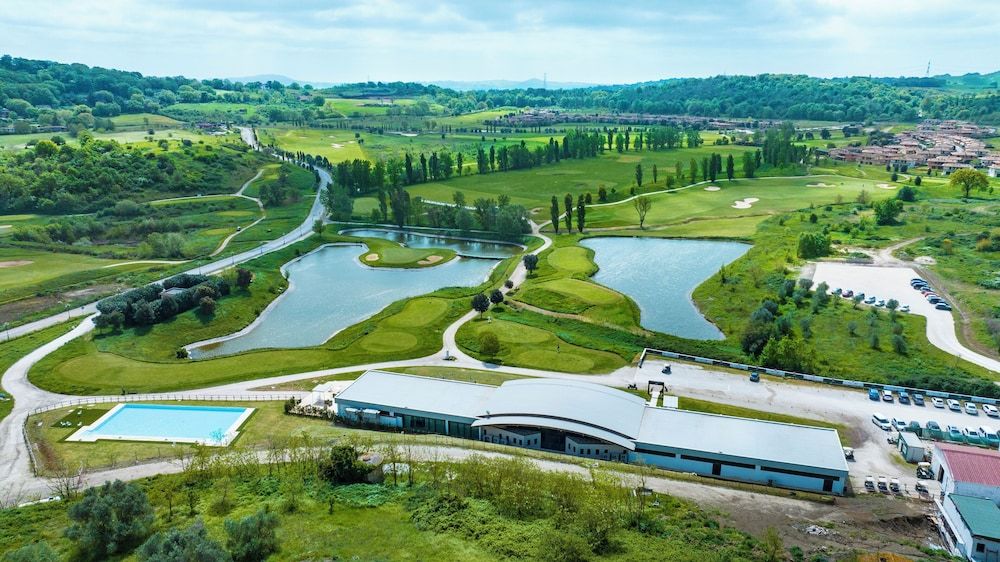 Terre dei Consoli Golf Club & Resort 1