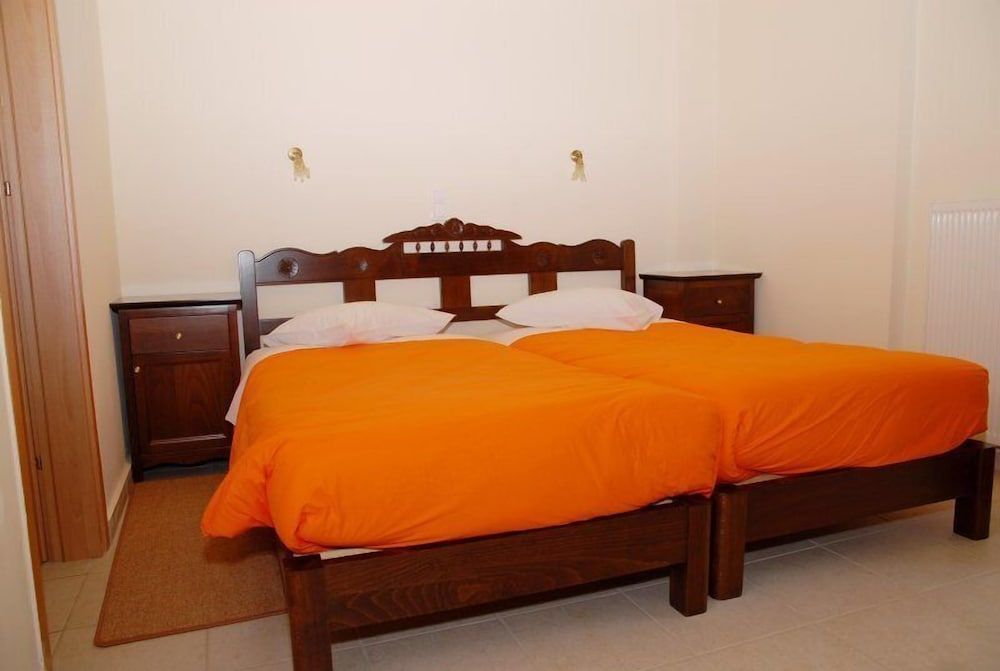 Aposperitis Traditional Guesthouse 2