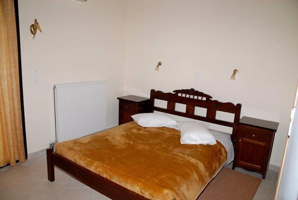 Aposperitis Traditional Guesthouse 3