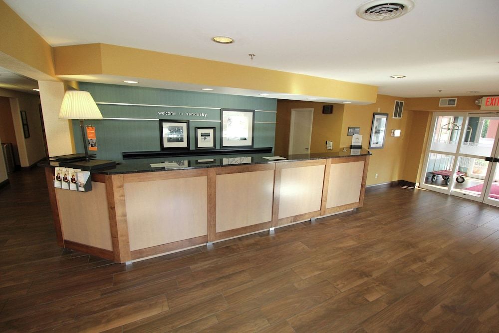 Hampton Inn Sandusky-Central 2