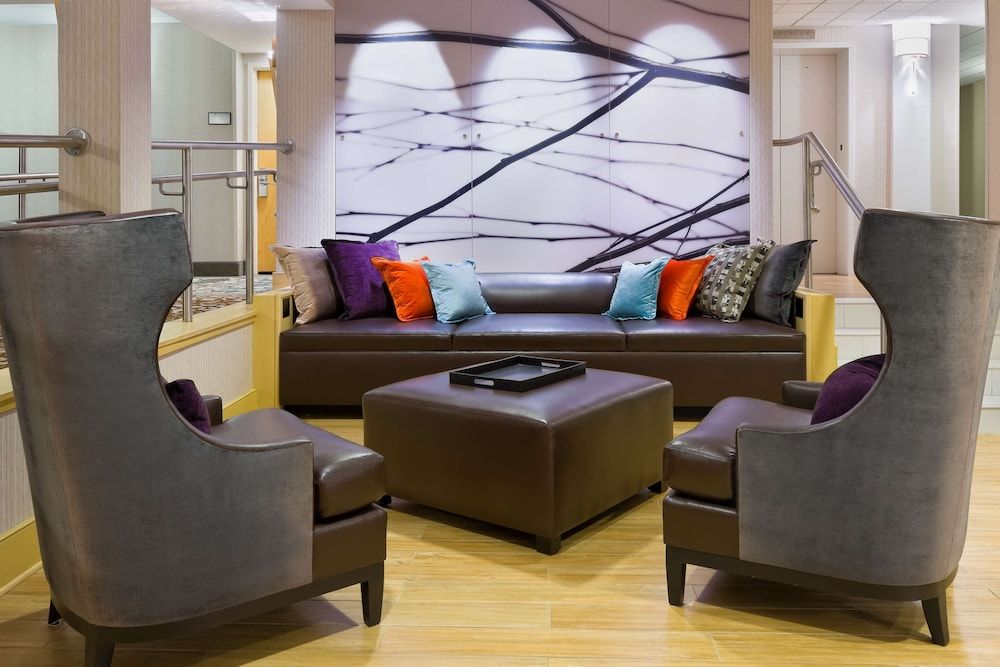 Hampton Inn Danbury 2