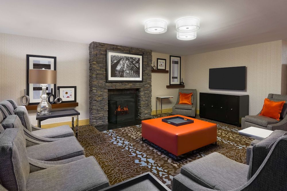 Hampton Inn Danbury 3