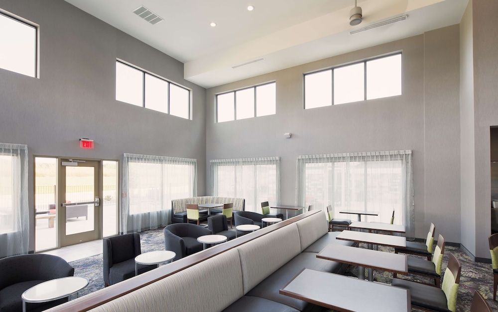 Homewood Suites by Hilton Topeka 2