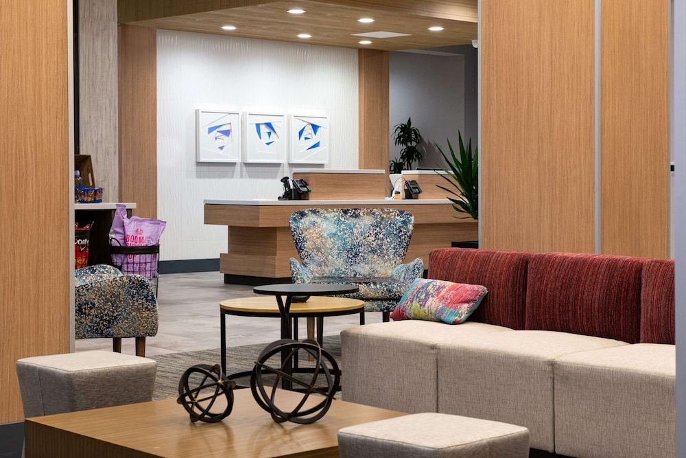 Hilton Garden Inn Seattle Lynnwood, WA 3