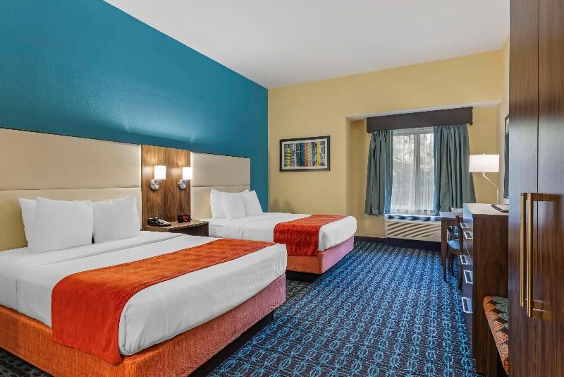 Best Western Plus North Shore Hotel 2