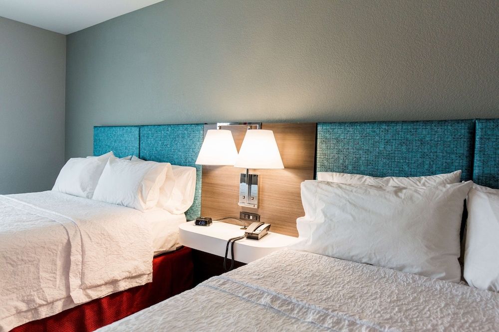 Hampton Inn Bismarck 3