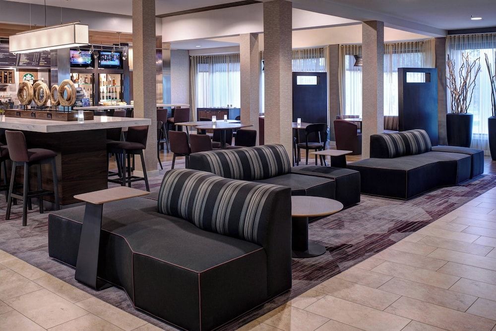 Courtyard by Marriott Des Moines West Clive 2