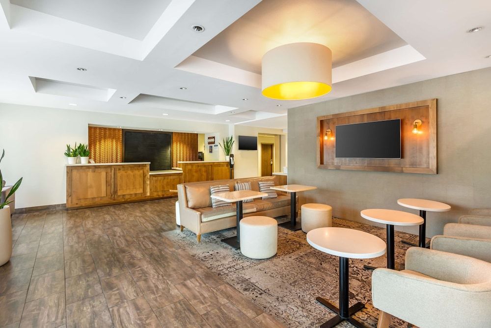 Best Western Plus CottonTree Inn 3