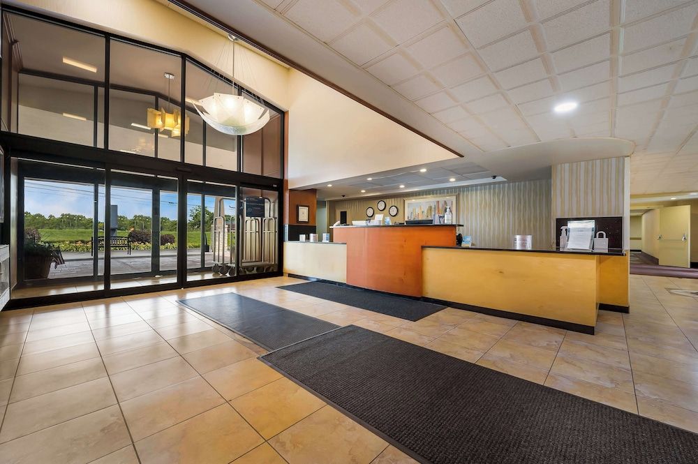 Best Western Detroit Livonia 3
