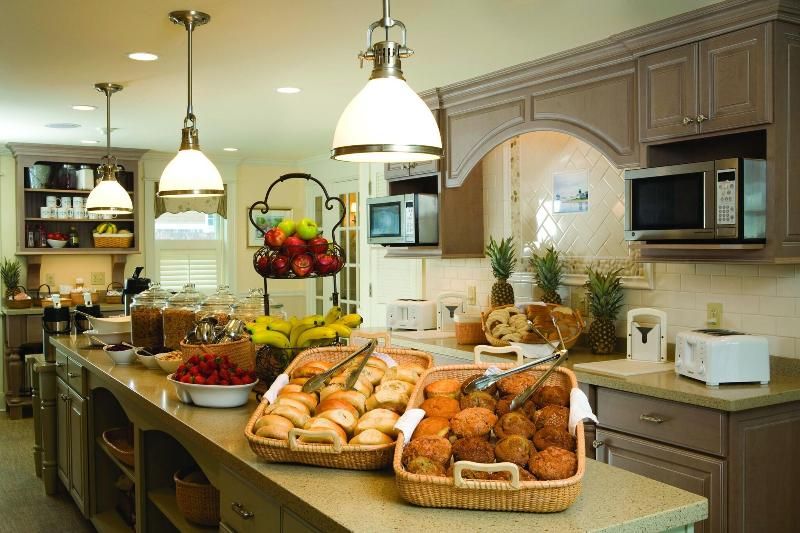 Anchor In Distinctive Waterfront Lodging 3 étoiles à Hyannis