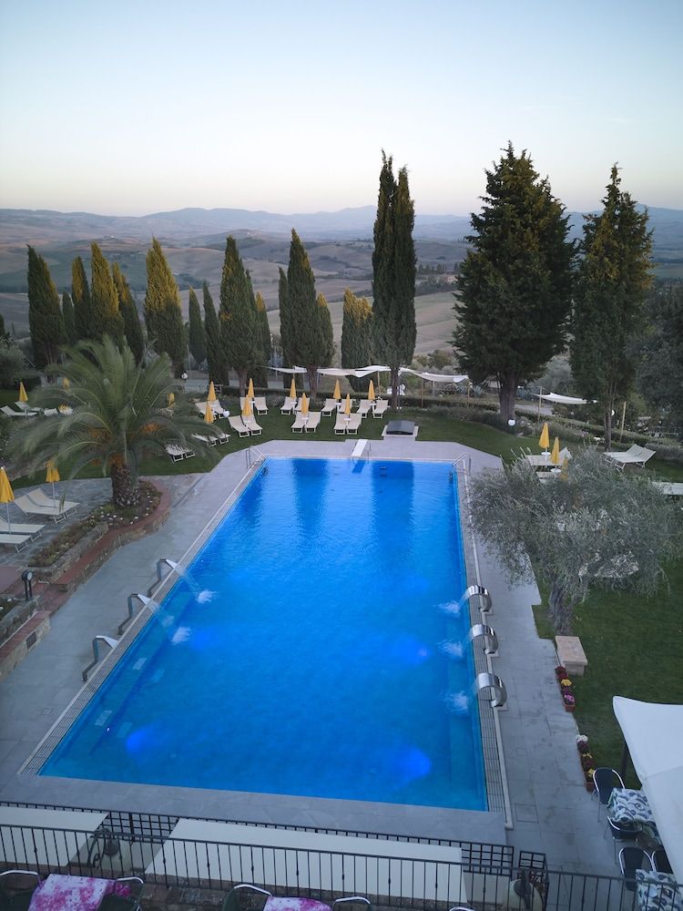 Wellness Center Casanova Hotel e SPA 3 estrelas em San Quirico dʼOrcia