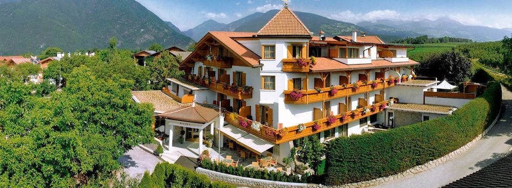 Hotel Hubertushof 3 estrelas em Naz-Sciaves