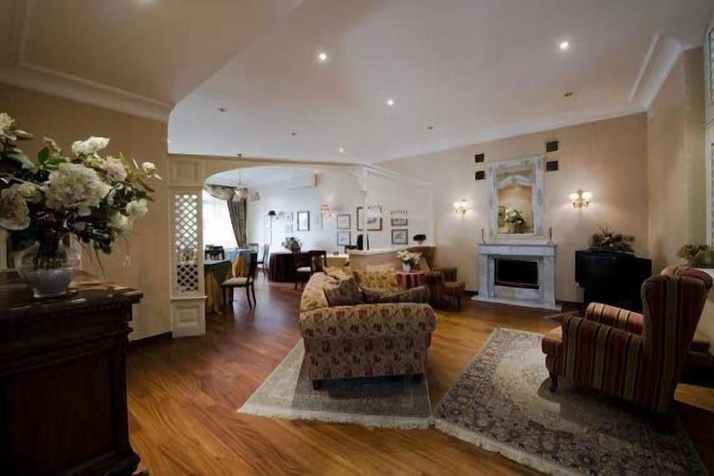 Hotel La Culla del Lago 3