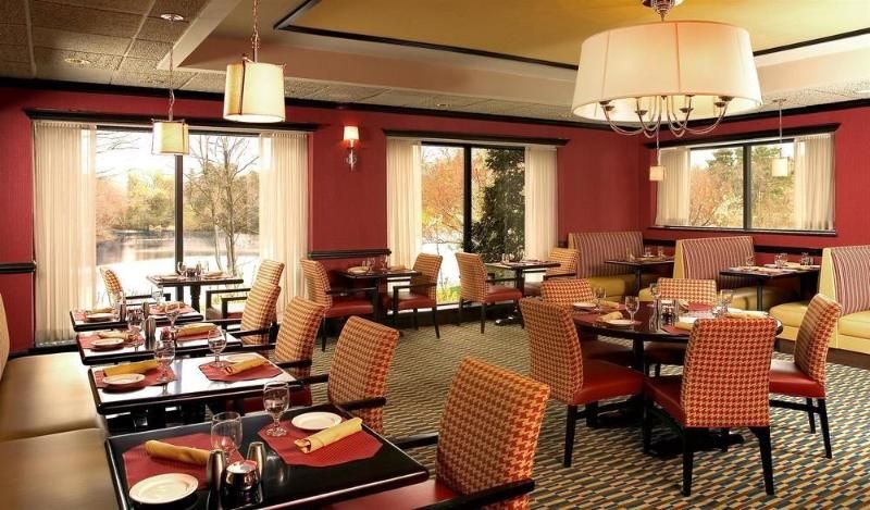 Four Points by Sheraton Wakefield Boston Hotel 3 estrelas em Wakefield