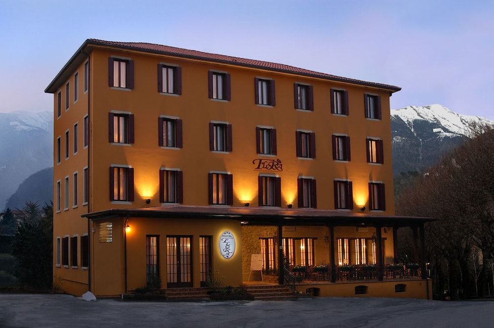 Albergo Ristorante Flora 3 estrelas em Vittorio Veneto