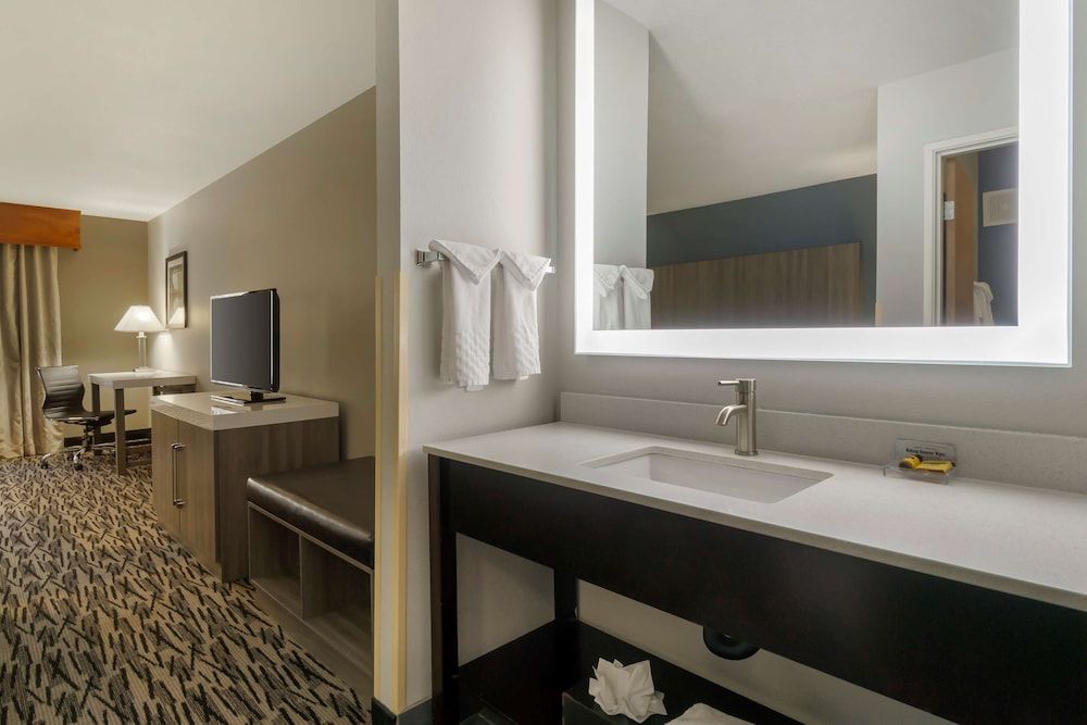 Best Western Plus Mountain View Auburn Inn 2