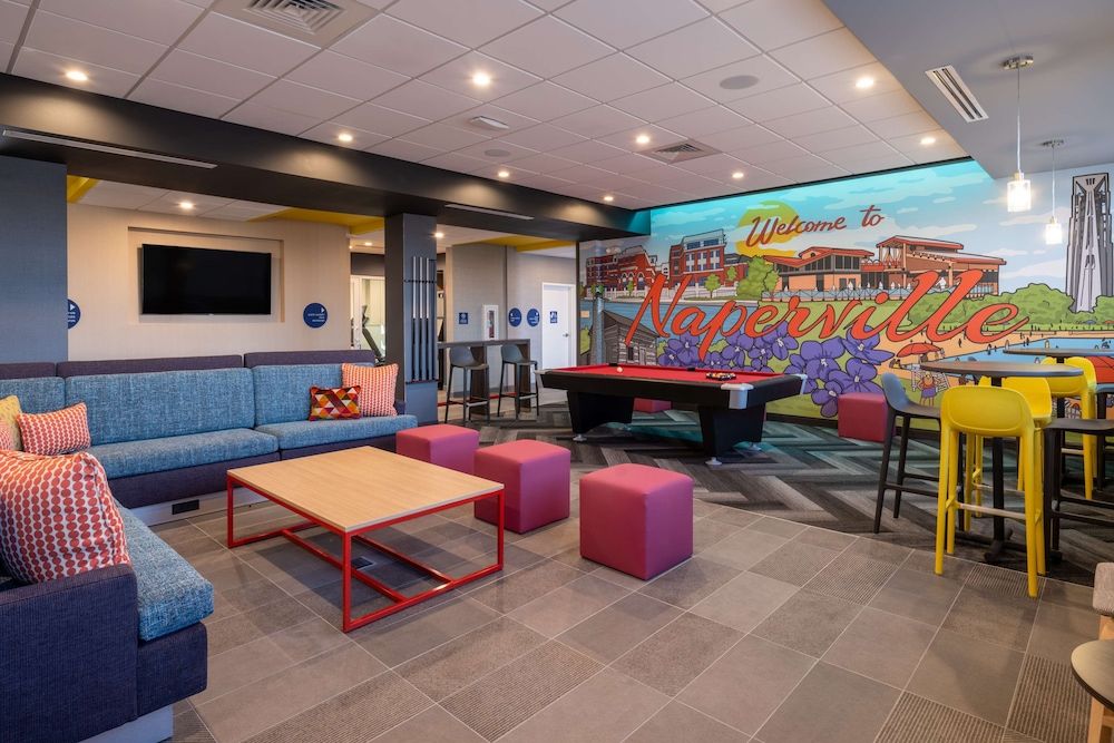 Tru by Hilton Naperville Chicago 2