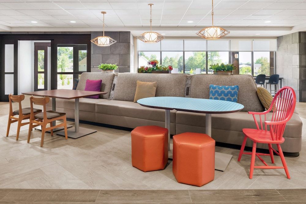 Home2 Suites by Hilton Bismarck 3