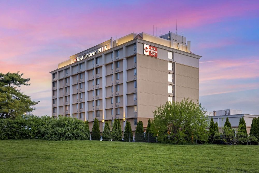 Best Western Plus The Charles Hotel 3 estrelas em St. Charles