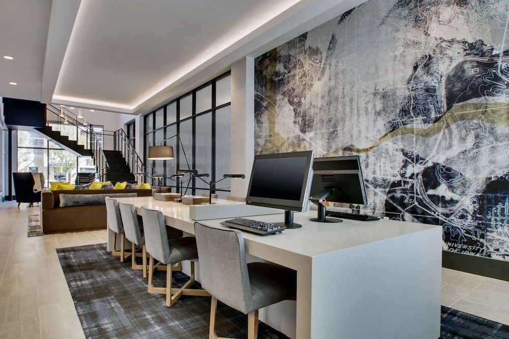 Hyatt Place Iowa City Downtown 3