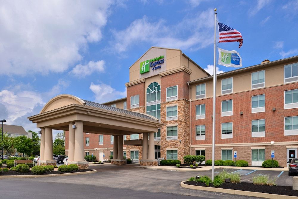 Holiday Inn Express & Suites Cincinnati - Mason by IHG 1